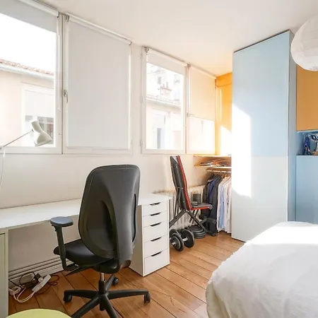 Nice 173M Loft Style In Paris! *