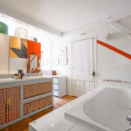 Nice 173M Loft Style In Paris! *