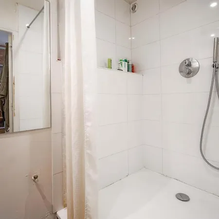 Nice 173M Loft Style In Paris! Apartamento Paris